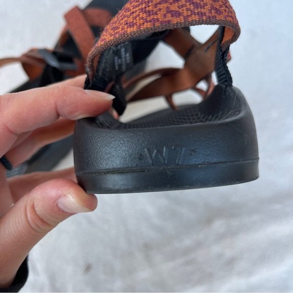 Chaco Z/2 Classic Black and Rust Sandals for Hiking and Casual Wear W7 /M5.5 EUC - Picture 11 of 11